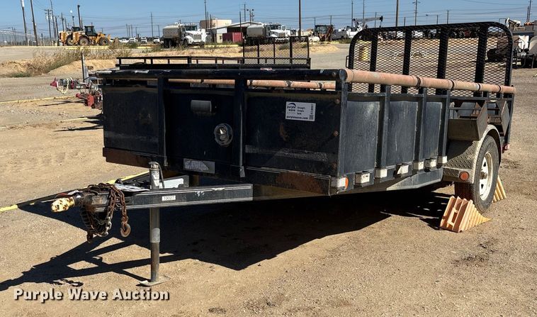 2011 PJ Trailers utility trailer - EC8057