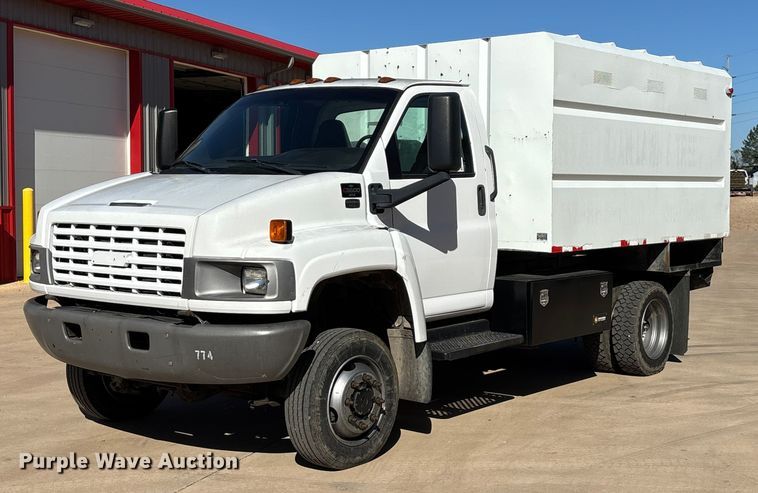 2008 GMC C5500 chipper truck - ED2337