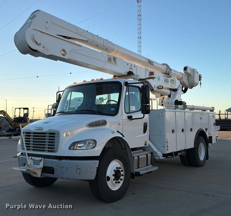 2019 Freightliner Business Class M2 bucket truck - ED4990