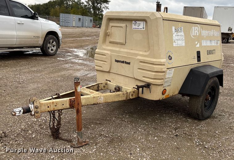 2002 Ingersoll Rand 185 air compressor - EE4272