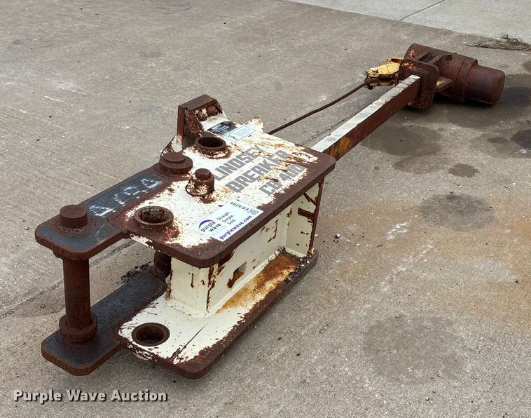 Gomaco CB 400–111 pavement breaker - EE4294