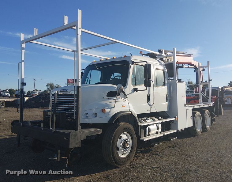 2012 Freightliner Business Class M2 Crew Cab crane truck - EG1671