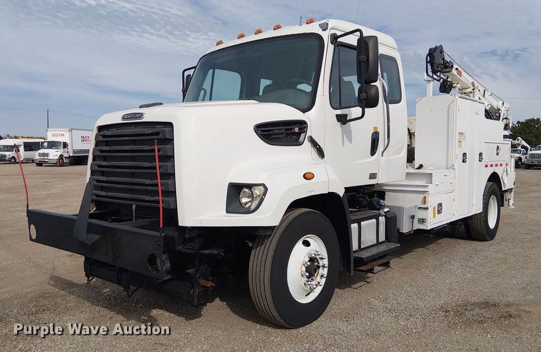 2014 Freightliner 108SD utility / service truck - EG1682