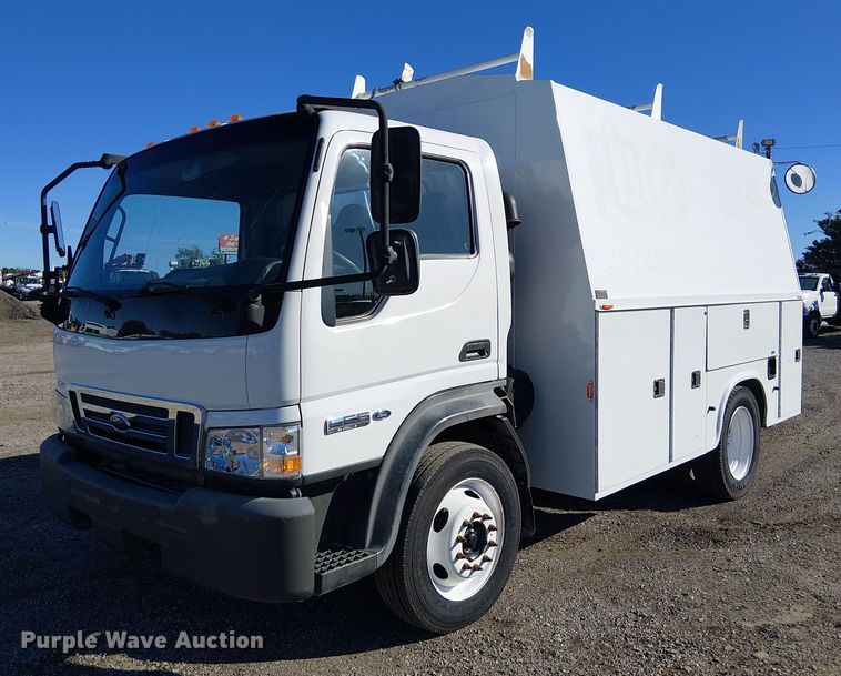 2007 Ford Low Cab Forward utility / service truck - EG1707