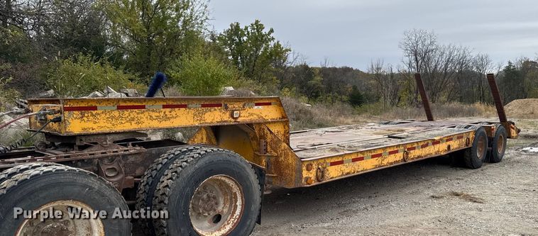1961 Merritt C231 drop deck equipment trailer - EM2500