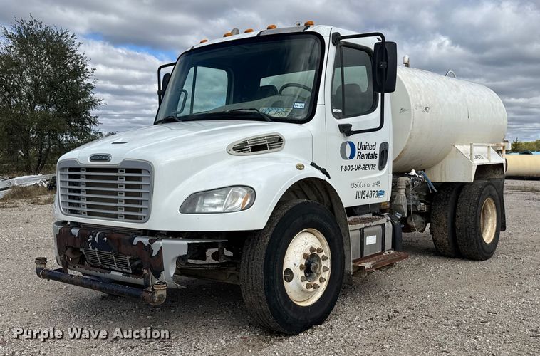 2013 Freightliner Business Class M2 water truck - EM8276