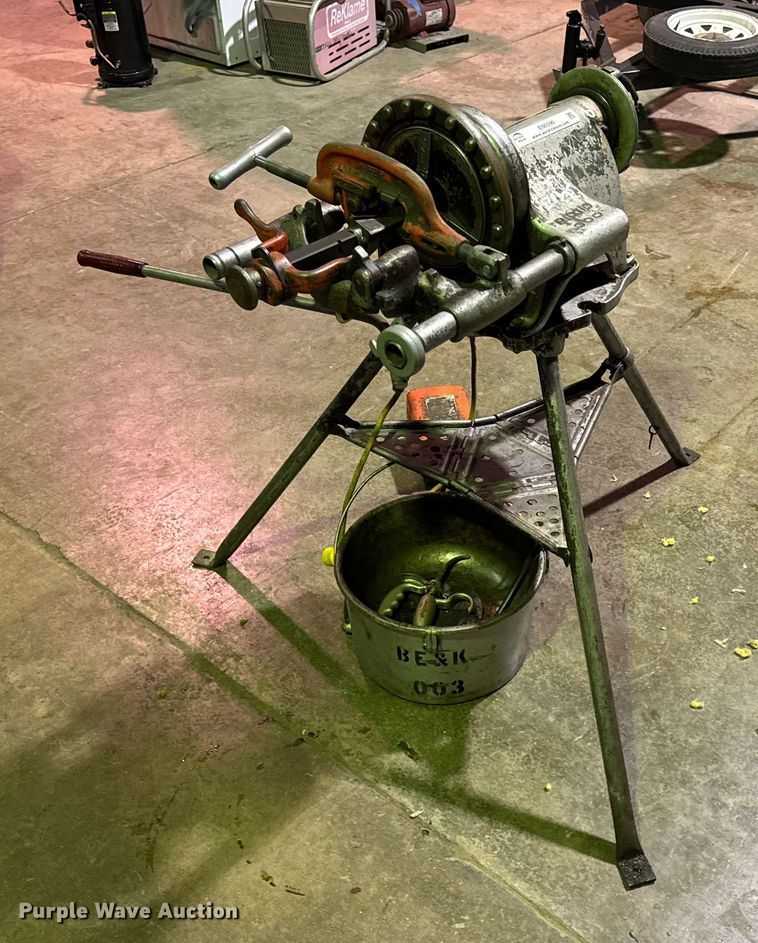 Ridgid 300 pipe threader - EN0590