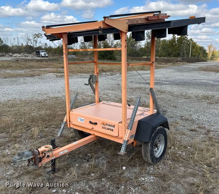 Allmand 2200 ALT arrow board trailer - EN0656