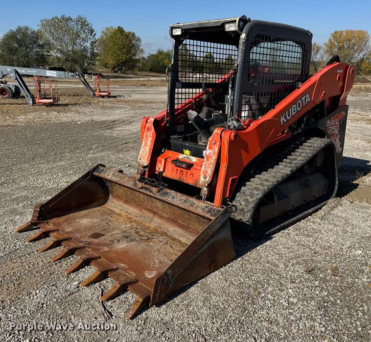 2019 Kubota SVL75-2 tracked skid steer loader - EN0658