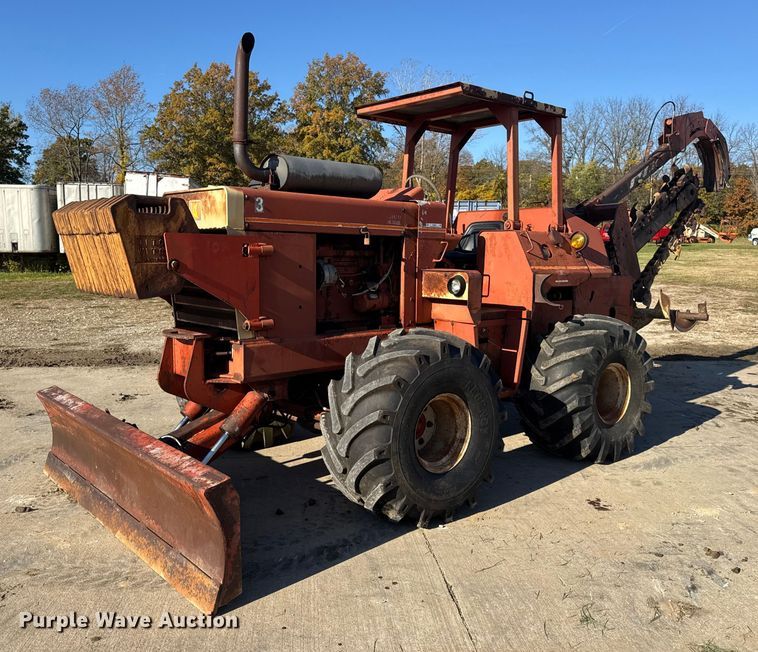 Ditch Witch R100 trencher - EN0685