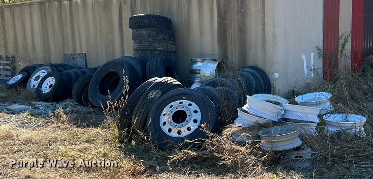 Tires and wheels  - ET6510