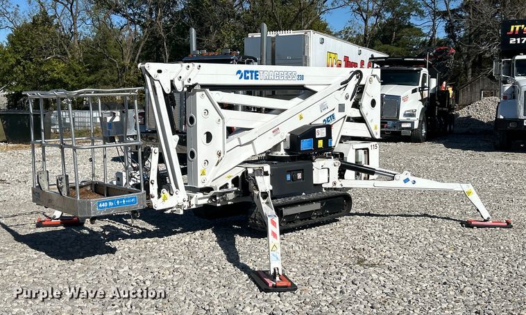 2022 CTE 230 boom lift - ET6532
