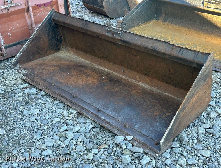 Skid steer bucket - ET6535