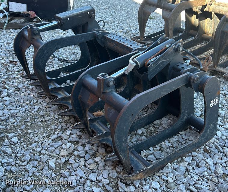 2012 Bobcat GRPL 72 ROOT skid steer grapple bucket - ET6537