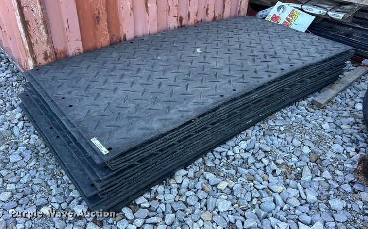 (17) crane mats - ET6543
