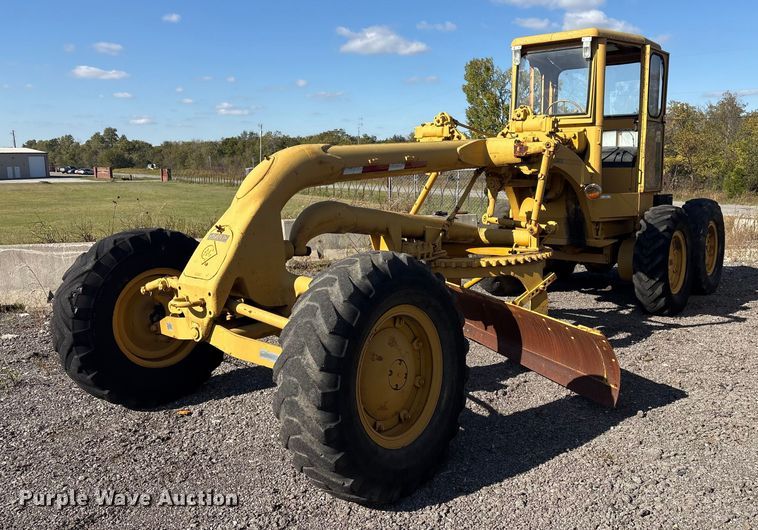 Allis Chalmers rigid frame motor grader - EV2542