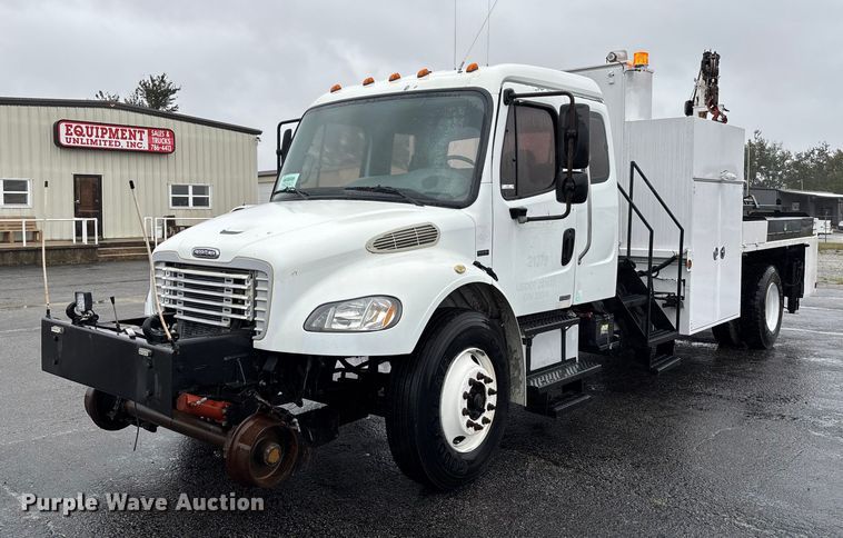 2007 Freightliner M2 utility / service truck - EV3220