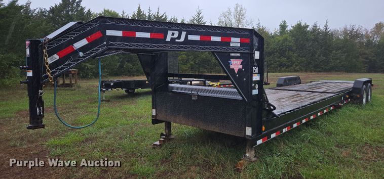 2019 PJ tilt deck equipment trailer - EV5439