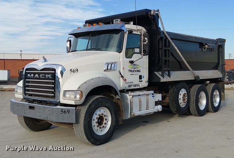 2014 Mack GU713 dump truck - FK0506