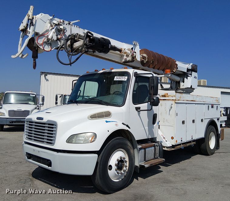 2014 Freightliner Business Class M2 digger derrick truck - YA1225