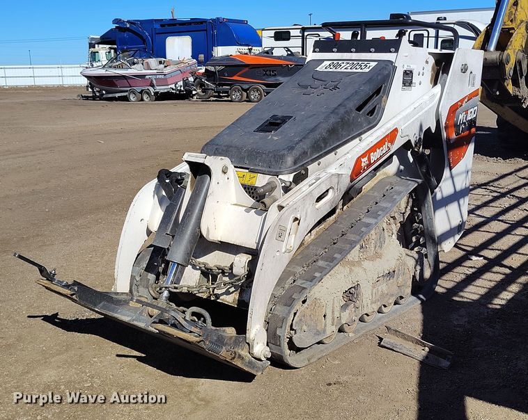 2024 Bobcat MT100 compact utility loader - YA1436