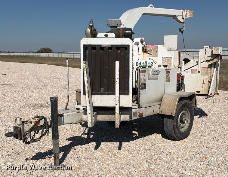 2010 Bandit 200 XP wood chipper - YA1481