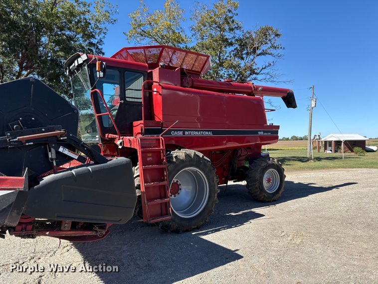 1993 Case IH 1666 RWA combine - DY8318