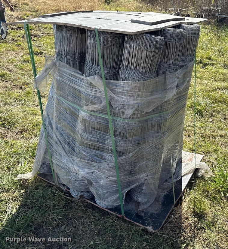 (12) rolls of wire fence  - DY8394