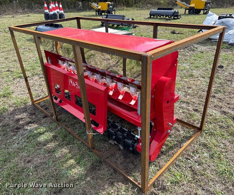 2025 CFG Industrial STSD10 skid steer seeder - DY8424