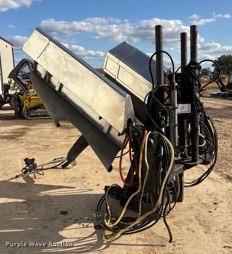 Chemical containers sprayer attachment - EA7752