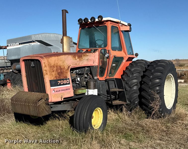 Allis-Chalmers 7080 tractor - EP0836
