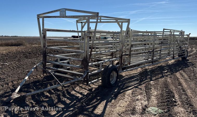 Wilson Mfg. portable corral - EP0884