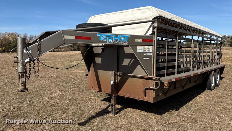 2015 Top Hat BGN24X7-14E-F livestock trailer - EP0953