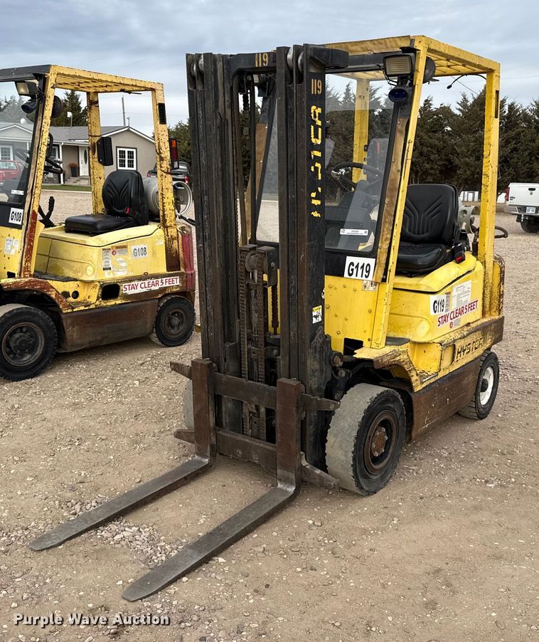 1996 Hyster H30XM forklift - EP2556