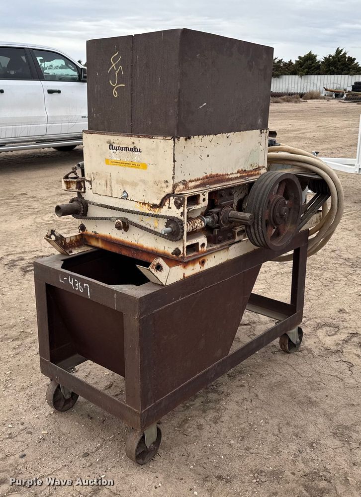 Automatic Equipment Mfg. roller mill - EP2564