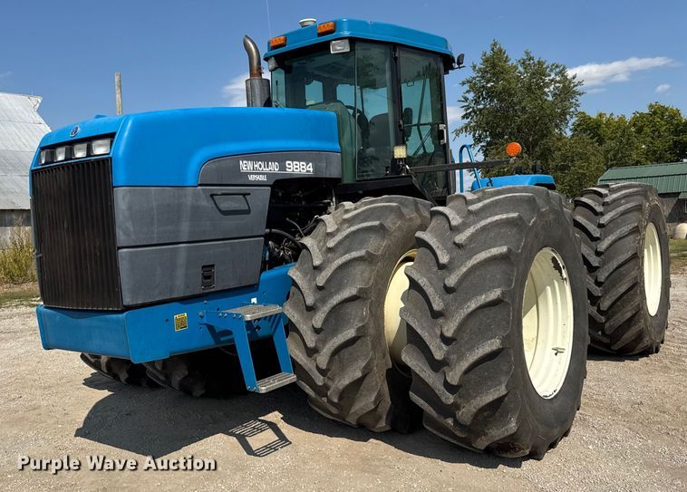 2000 New Holland 9884 4WD tractor - ER0052