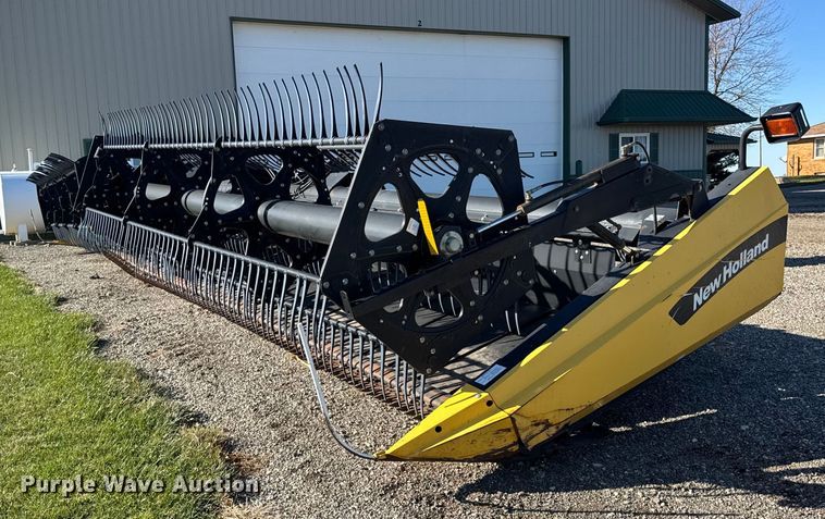 2005 New Holland 84C flex draper head - ER0259