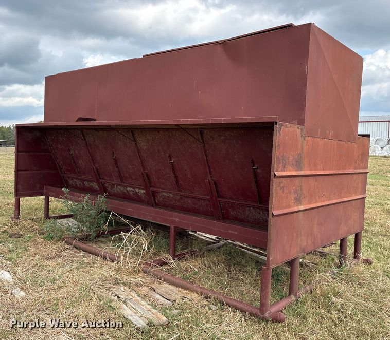 Livestock feeder - ET7209