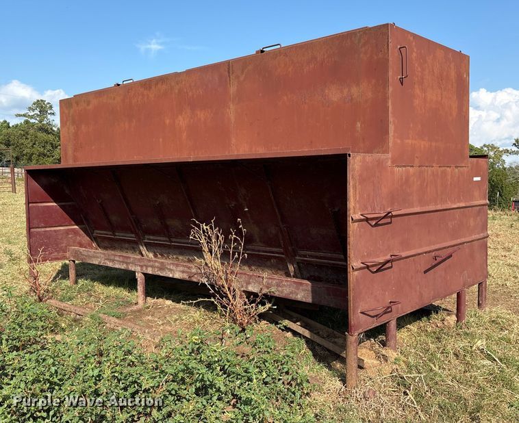 Livestock feeder - ET7213