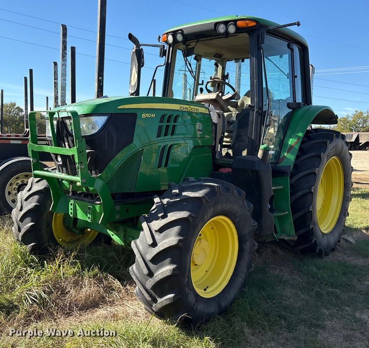 2018 John Deere 6110M MFWD tractor - ET7230