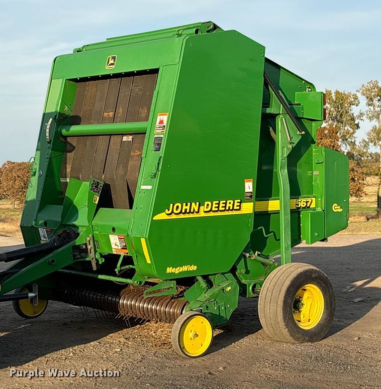2001 John Deere 567 round baler - ET7251