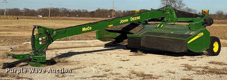 2020 John Deere 956 swather / windrower - ET7317