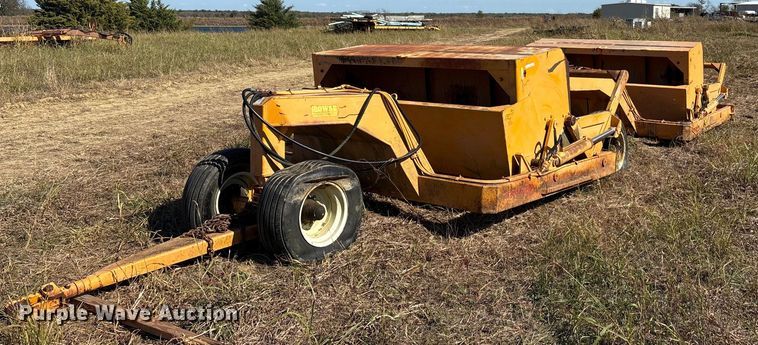 (2) Rowes scrapers - EU0133