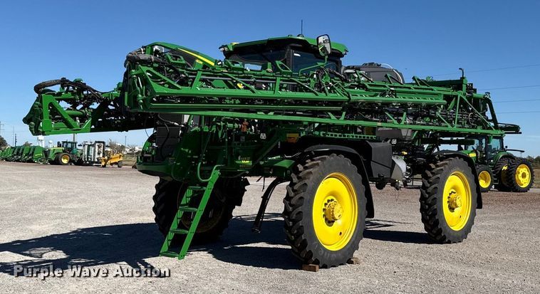 2025 John Deere 412R sprayer - EU5238