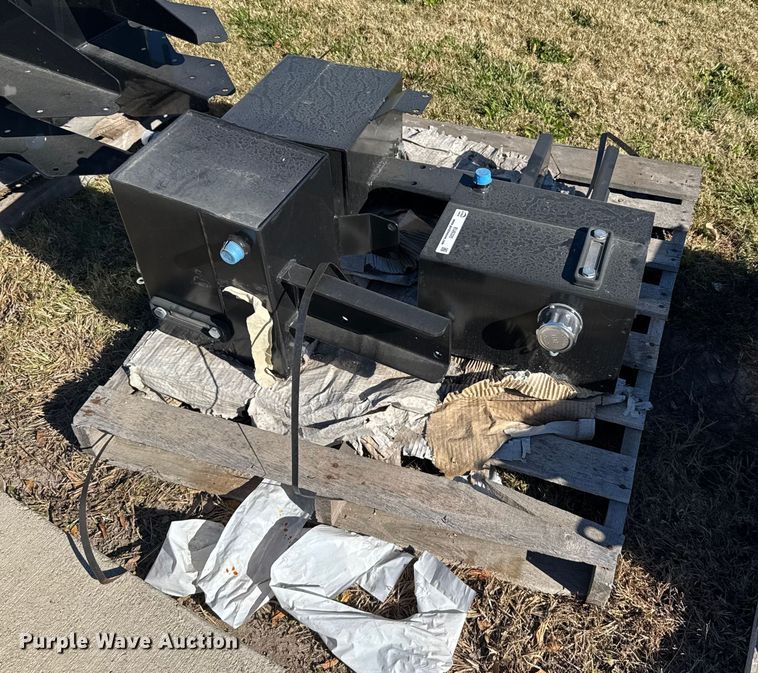 (3) Great Plains hydraulic tanks - EU6320