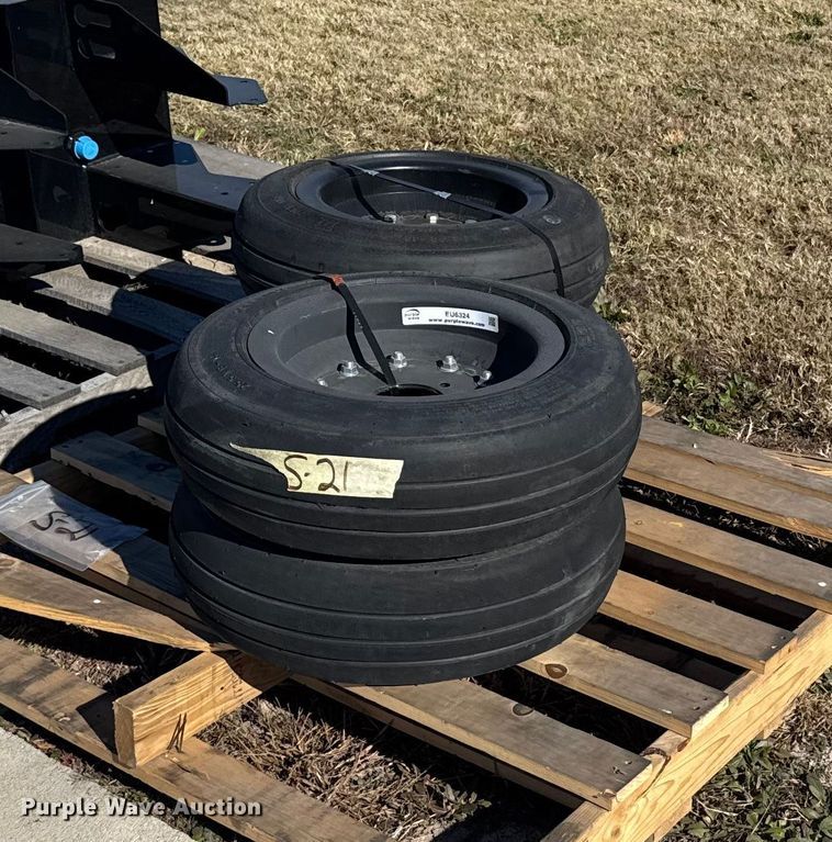 (4) Traks 4-25.5x8-14 tires and wheels - EU6324