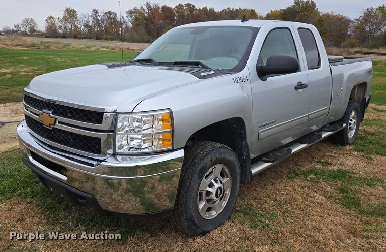 2013 Chevrolet Silverado 2500HD LT Ext. Cab pickup truck - EV5500