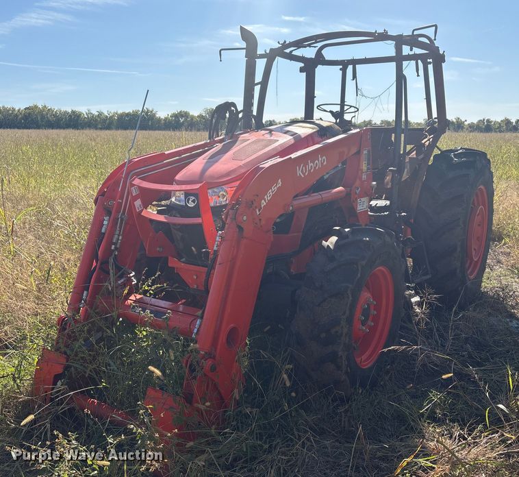 2023 Kubota M5-111HDC MFWD tractor - FI0016