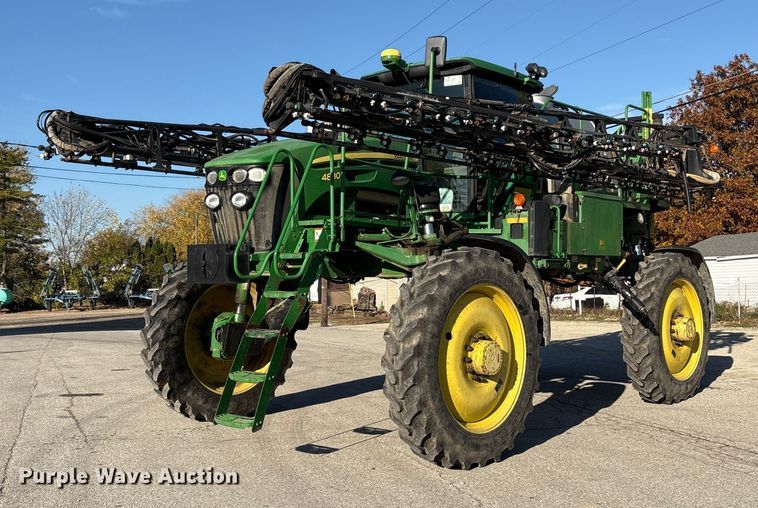 2011 John Deere 4830 sprayer - FK1007