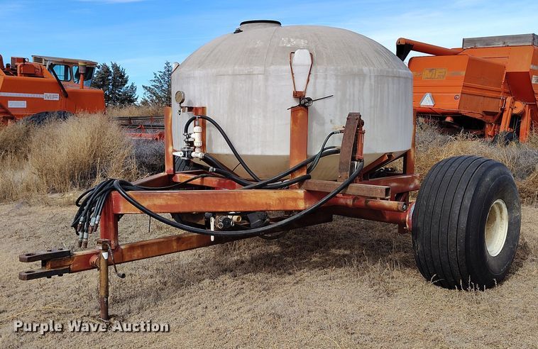 Shop built  nurse tank trailer - IH9332